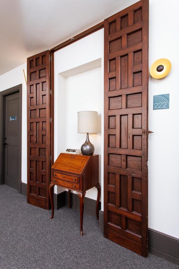 Casa Alhaja By Shiadu Hotel Seville Exterior photo