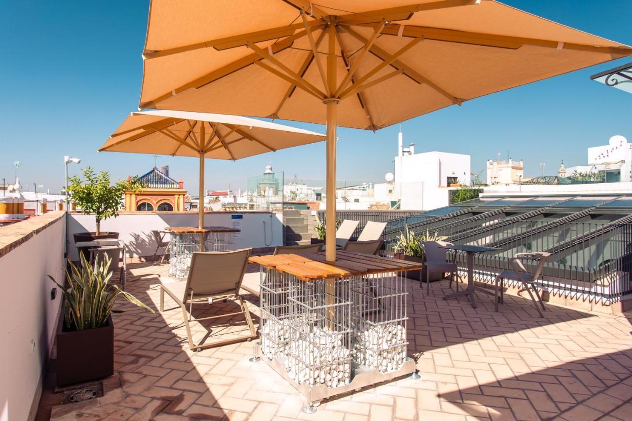 Casa Alhaja By Shiadu Hotel Seville Exterior photo