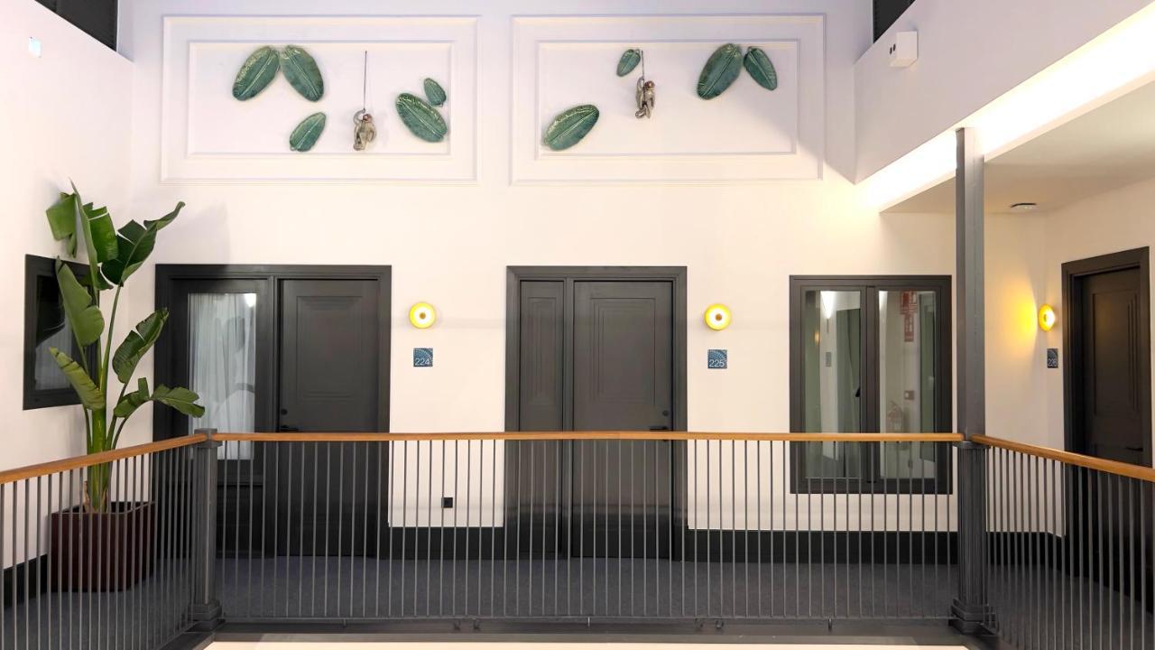 Casa Alhaja By Shiadu Hotel Seville Exterior photo